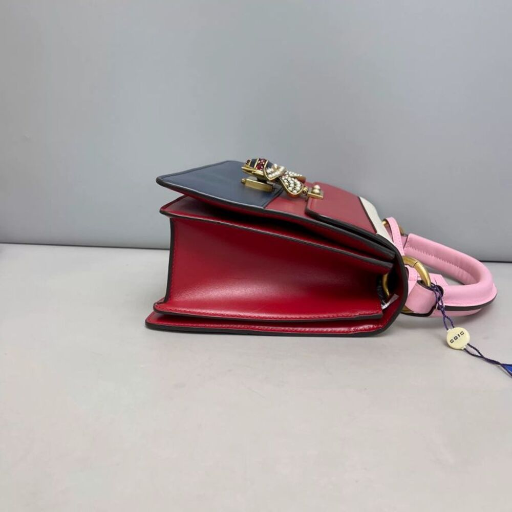 Gucci Women Pre-Loved Bag Very Good Condition - Picture 3 of 9